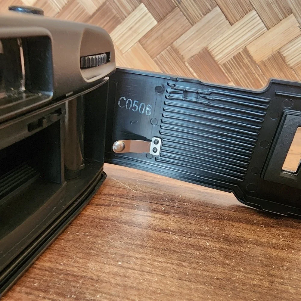 Gemini 35 Point & Shoot Film Camera Focus Free Electronic Flash‎ Red Eye